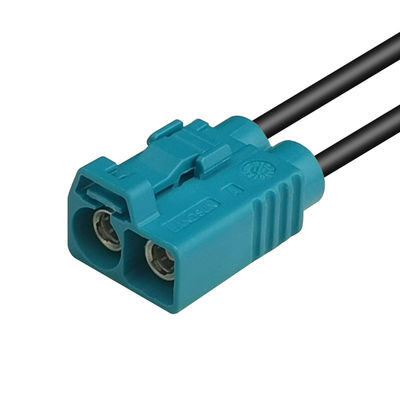 Double FAKRA Connector Z-Code Set For Integration Of An Antenna